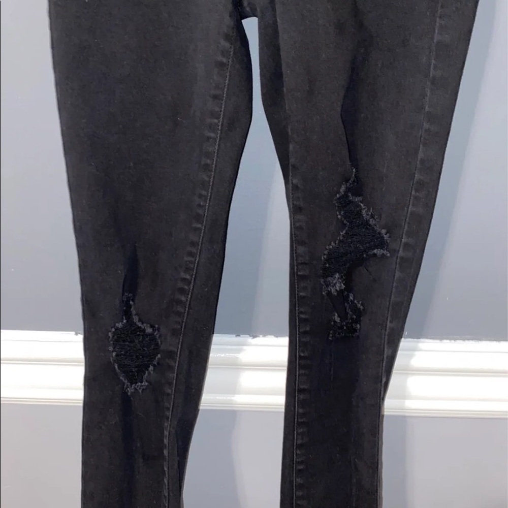 Jeans - Picture 2 of 3